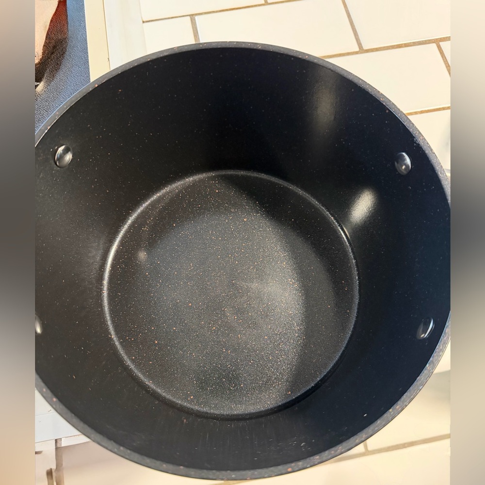 Basil & Kraft Home/Kitchen Hammered Nonstick Saucepan with Glass Lid - Brown - Picture 4 of 16